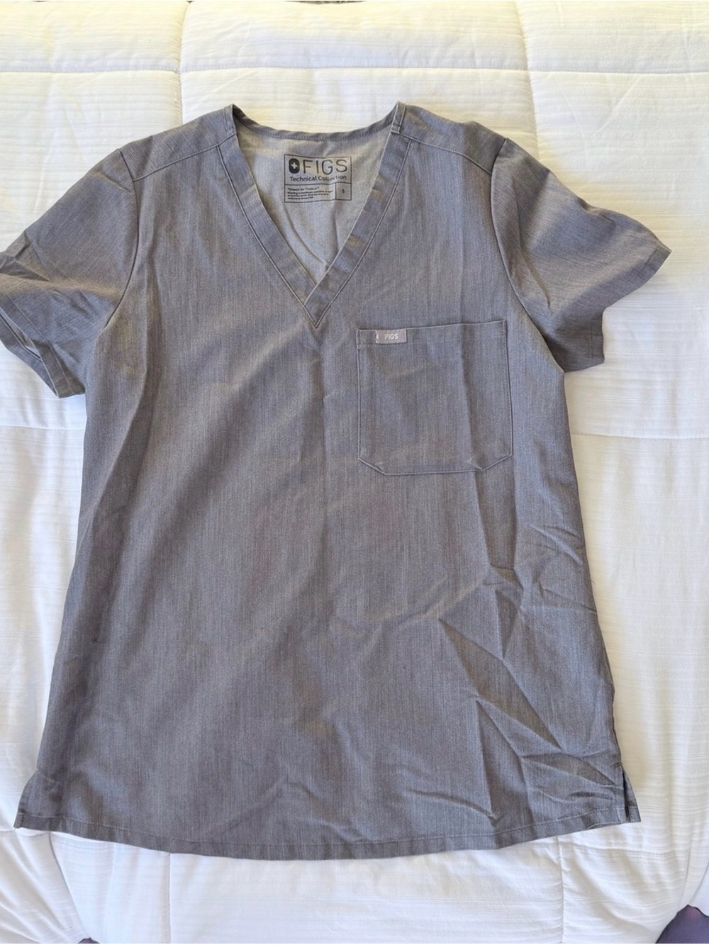 Figs Women's Scrub Set